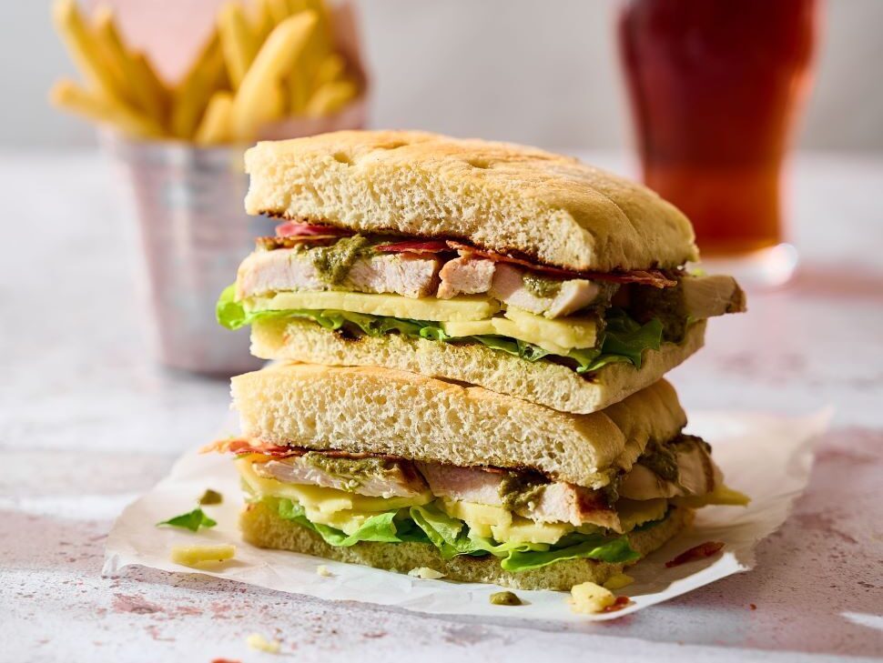 Chicken Pesto Sandwich and chips