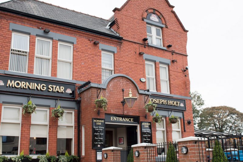 morning star food pub in swinton