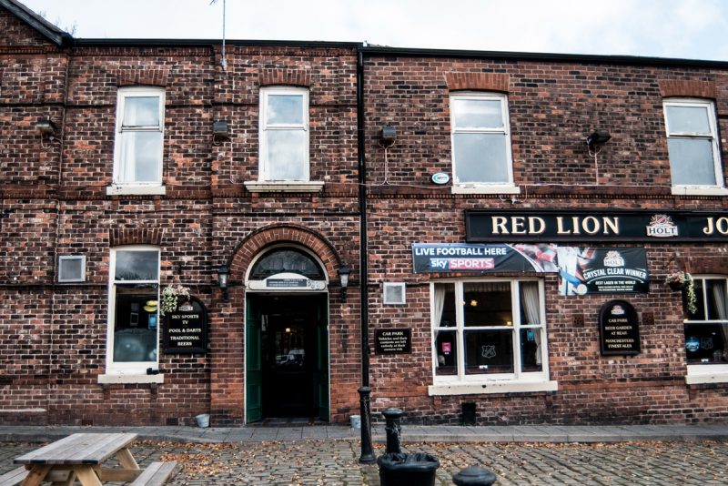 red lion pub in prestwich greater manchester