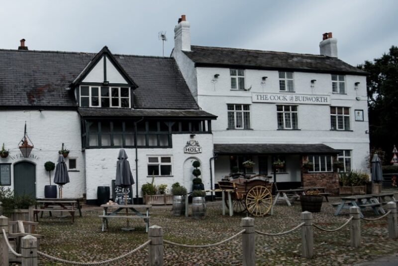 cock o'budworth pub outside